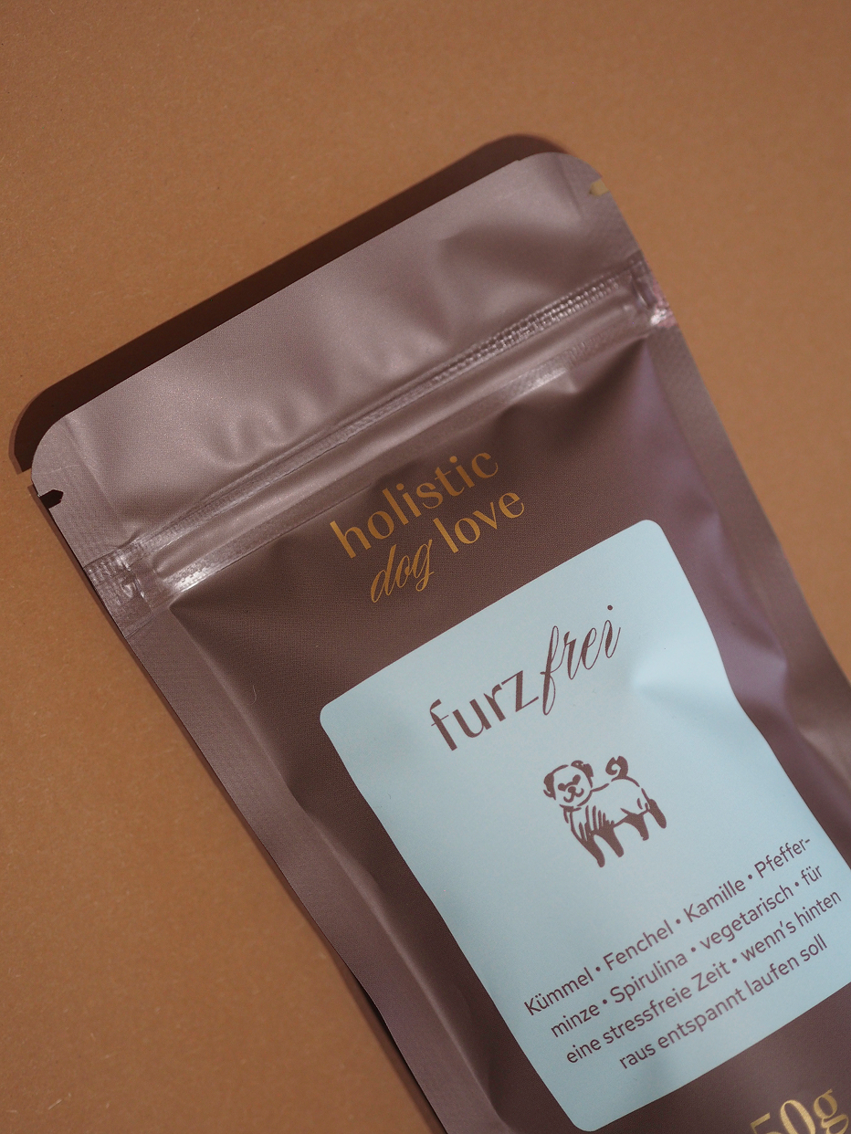 valentina-grabner-branding-packaging-design-holistic-dog-love-07